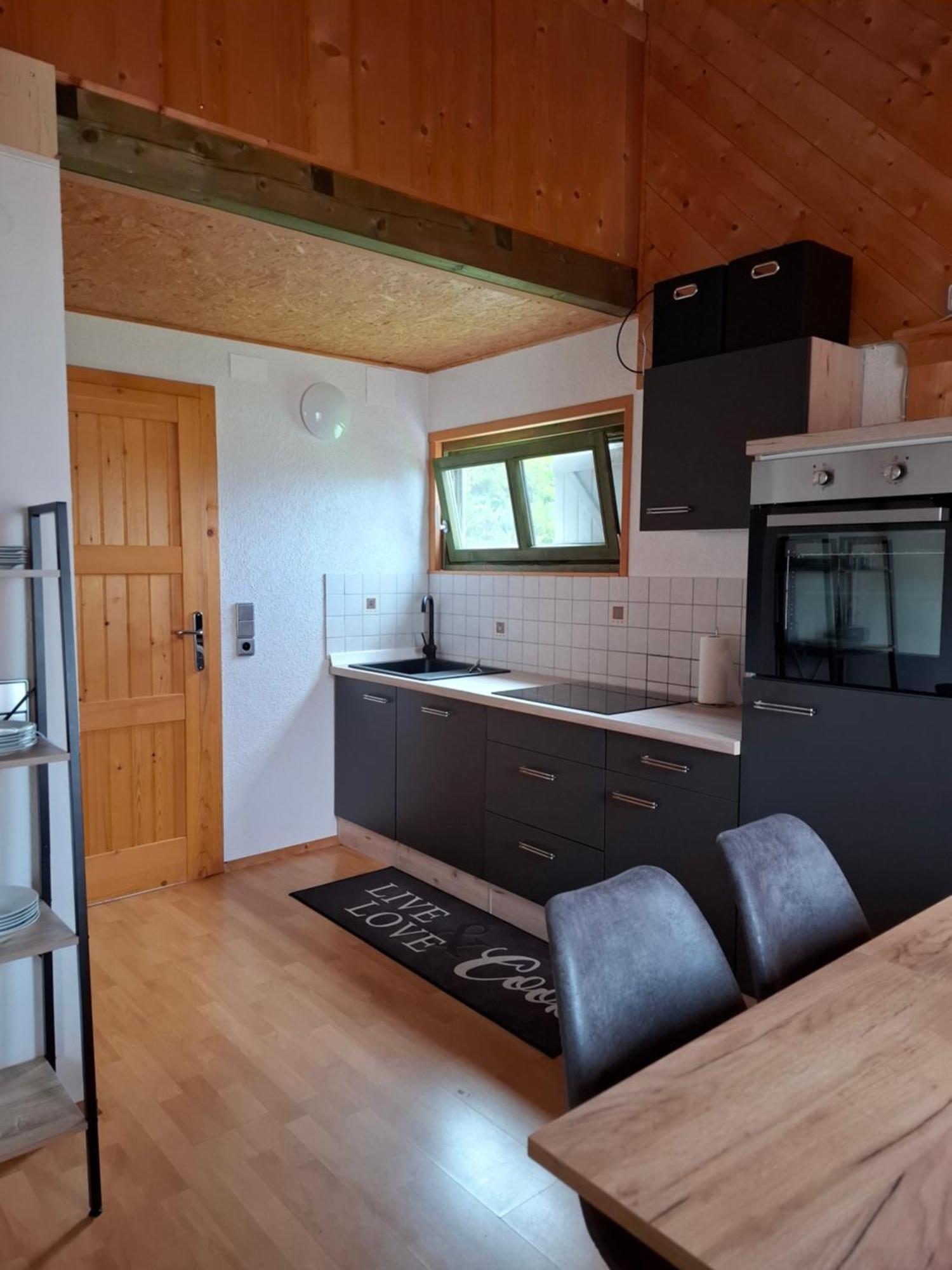 Kantor Village Am Millstaetter See - Boutique-Chalets Und Lodges มิลชตัทท์ ภายนอก รูปภาพ