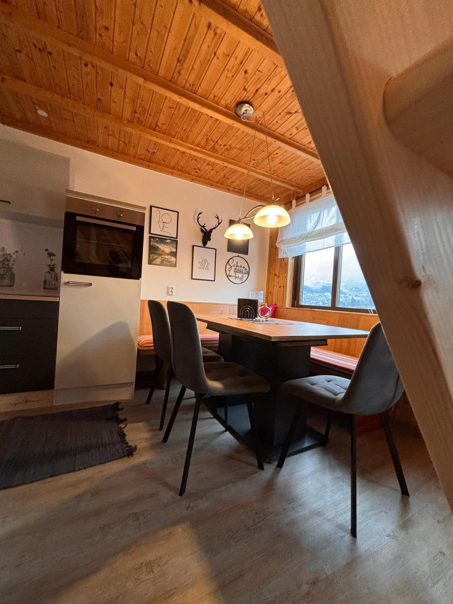 Kantor Village Am Millstaetter See - Boutique-Chalets Und Lodges มิลชตัทท์ ภายนอก รูปภาพ